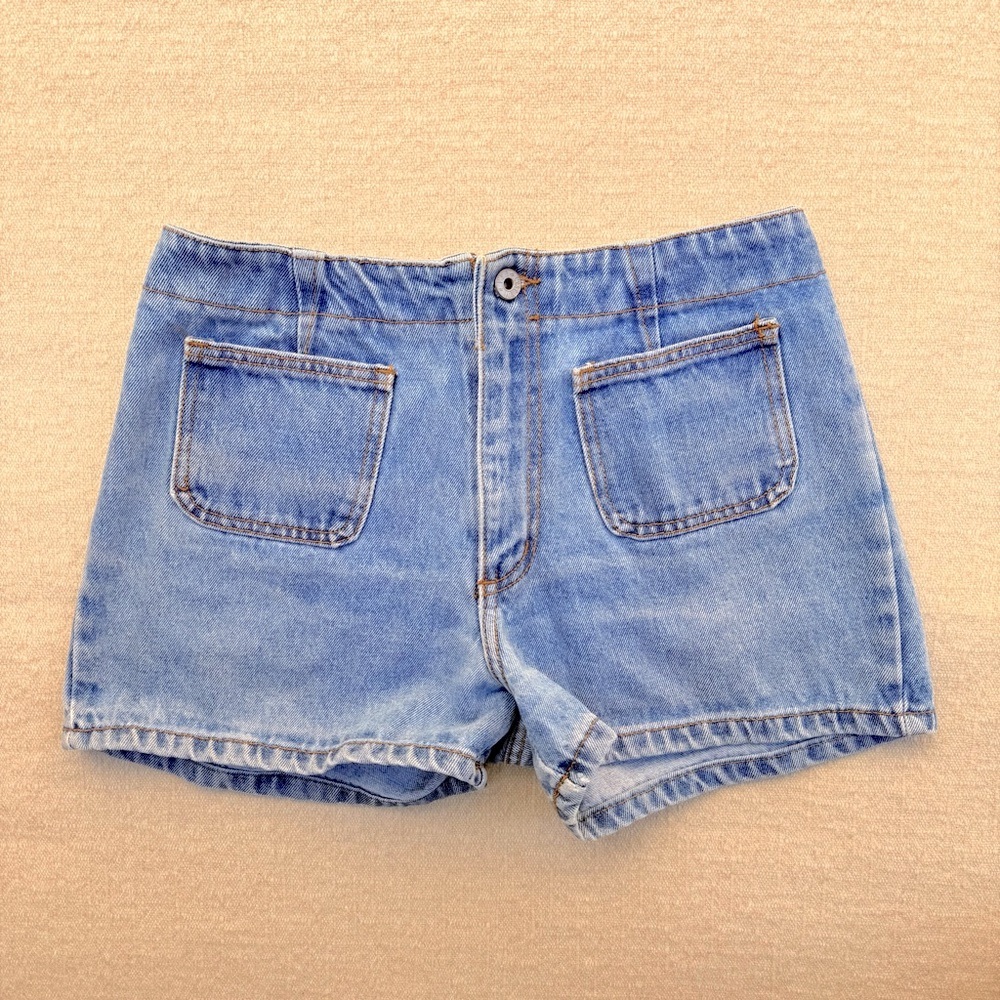 Vintage 90s Cest Toi Classic Blue Denim Women's Shorts Patch Pocket M
